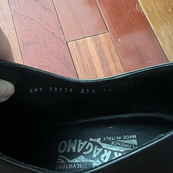 Salvatore Ferragamo lace up leather shoes size 10 - Picture 6 of 8